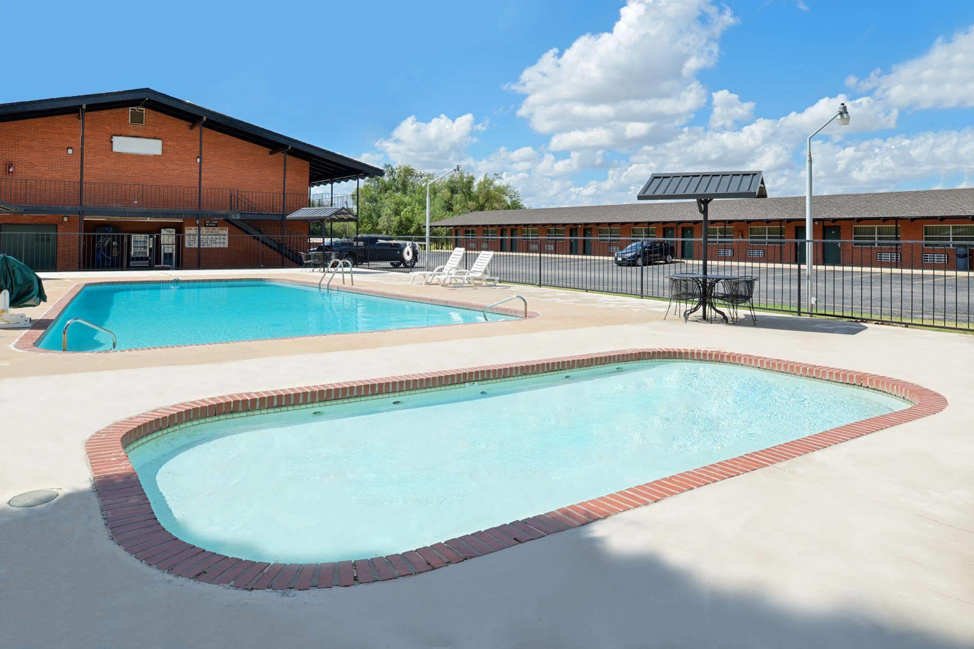 Ranch House Motel Sweetwater Bagian luar foto